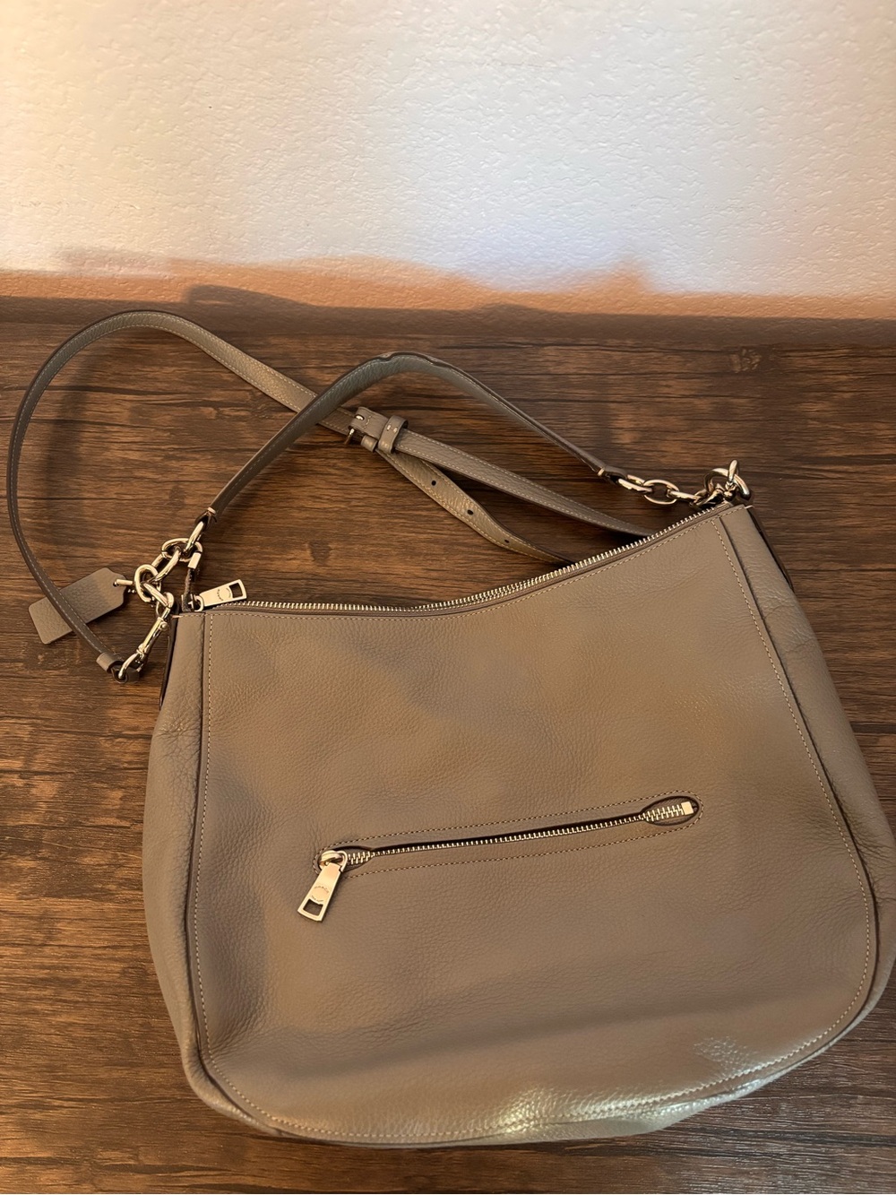 Coach Pebble Leather handbag - Picture 3 of 5